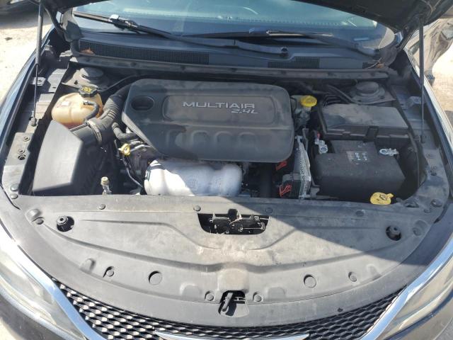 Photo 11 from auction – 2017 CHRYSLER 200 LIMITE with VIN 1C3CCCAB1HN507675