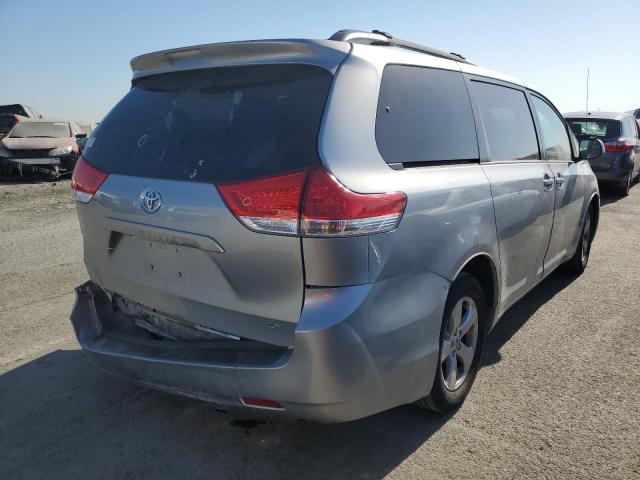 Photo 3 from auction – 2013 TOYOTA SIENNA LE with VIN 5TDKK3DC9DS327847