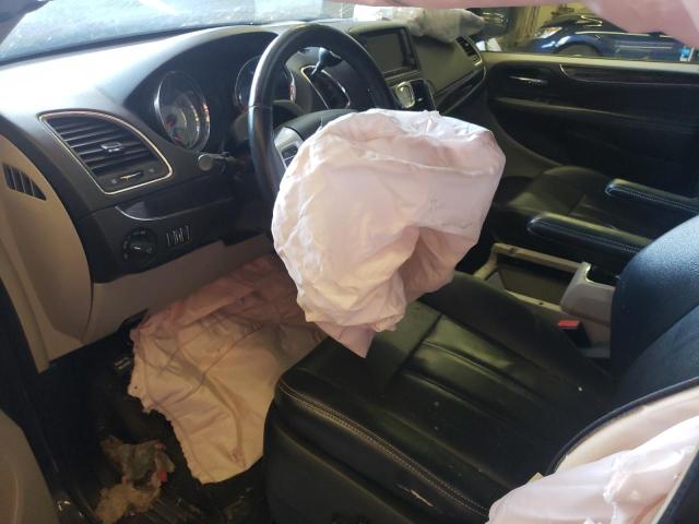 Photo 8 from auction – 2015 CHRYSLER TOWN & COU with VIN 2C4RC1BG2FR662529