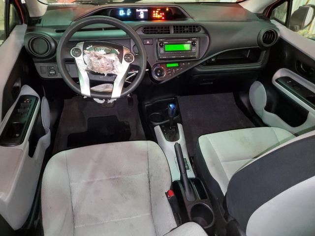 Photo 8 from auction – 2014 TOYOTA PRIUS C with VIN JTDKDTB38E1070465