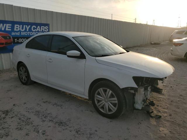 Photo 4 from auction – 2017 VOLKSWAGEN JETTA S with VIN 3VW2B7AJ1HM412579