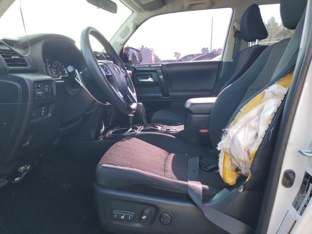 Photo 7 from auction – 2015 TOYOTA 4RUNNER SR with VIN JTEBU5JR9F5267121