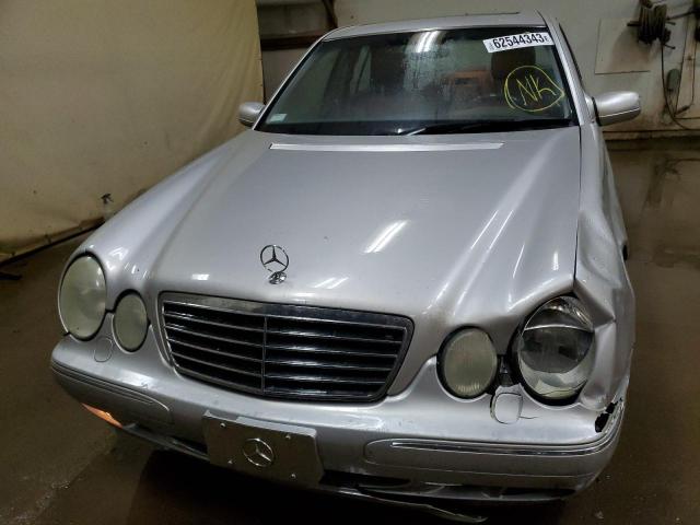 Photo 5 from auction – 2002 MERCEDES-BENZ E 430 with VIN WDBJF70J52B462659