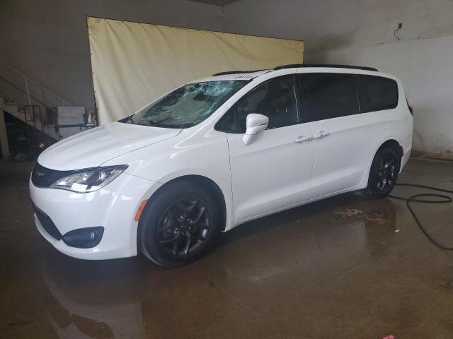 CHRYSLER PACIFICA L 2019 with VIN 2C4RC1GG8KR721585 - Photo from auction