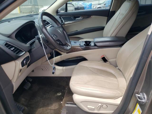 Photo 7 from auction – 2016 LINCOLN MKX RESERV with VIN 2LMTJ8LP1GBL37044