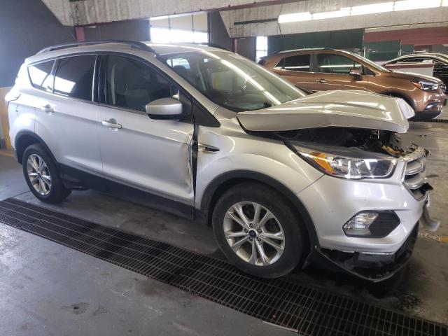 Photo 4 from auction – 2018 FORD ESCAPE SE with VIN 1FMCU0GD6JUD18589