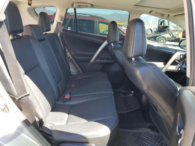 Photo 10 from auction – 2017 TOYOTA RAV4 LIMIT with VIN 2T3YFREV1HW335091