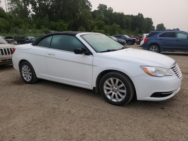 Photo 4 from auction – 2011 CHRYSLER 200 TOURIN with VIN 1C3BC2EBXBN576212