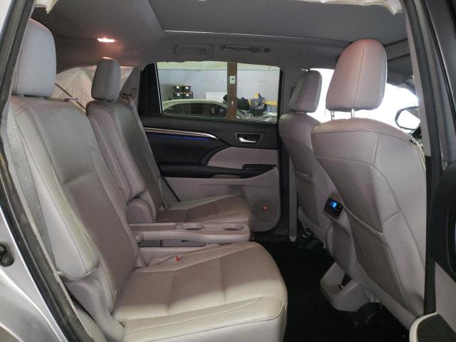 Photo 10 from auction – 2016 TOYOTA HIGHLANDER with VIN 5TDDKRFH0GS244218