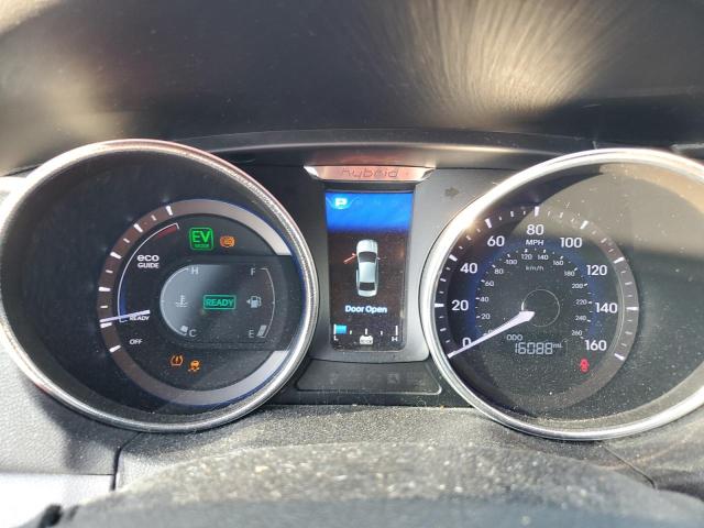 Photo 9 from auction – 2015 HYUNDAI SONATA HYB with VIN KMHEC4A47FA125680