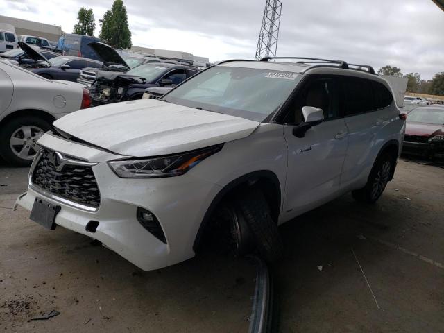 TOYOTA HIGHLANDER 2020 with VIN 5TDEBRCH0LS006422 - Photo from auction
