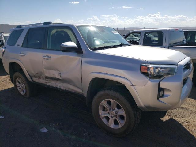 Photo 4 from auction – 2020 TOYOTA 4RUNNER SR with VIN JTEBU5JR8L5834737