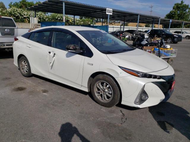 Photo 4 from auction – 2019 TOYOTA PRIUS PRIM with VIN JTDKARFP6K3109661