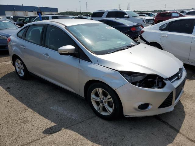 Снимка 4 от търг – 2014 FORD FOCUS SE с VIN 1FADP3F27EL305336