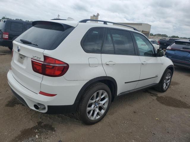 Photo 3 from auction – 2011 BMW X5 XDRIVE3 with VIN 5UXZV4C58BL400900