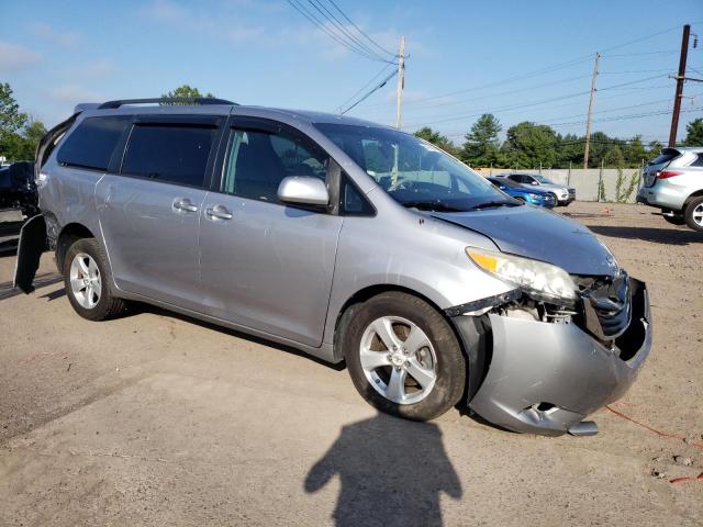 Photo 4 from auction – 2011 TOYOTA SIENNA LE with VIN 5TDKK3DC9BS028064