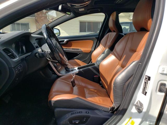 Photo 7 from auction – 2015 VOLVO V60 PREMIE with VIN YV140MEC4F1204163