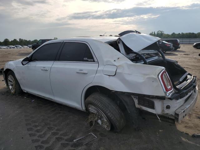 Photo 2 from auction – 2017 CHRYSLER 300 LIMITE with VIN 2C3CCAAGXHH538562