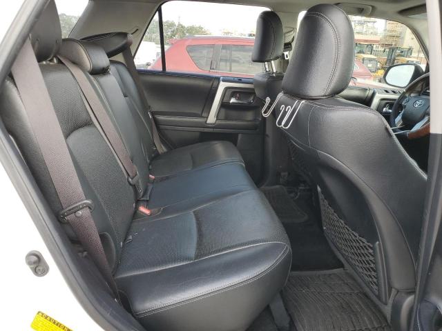 Photo 11 from auction – 2019 TOYOTA 4RUNNER SR with VIN JTEZU5JR6K5201215