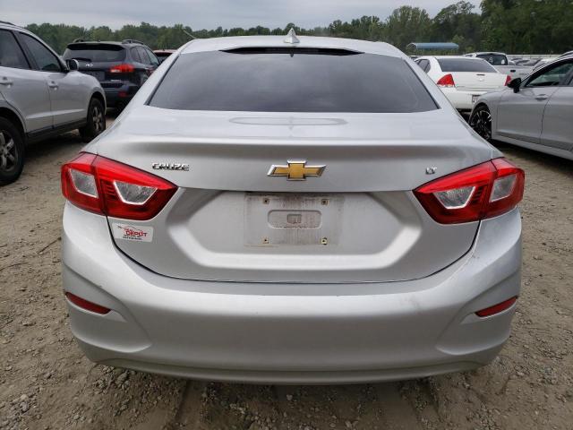 Photo 6 from auction – 2017 CHEVROLET CRUZE LT with VIN 3G1BE5SM2HS557223