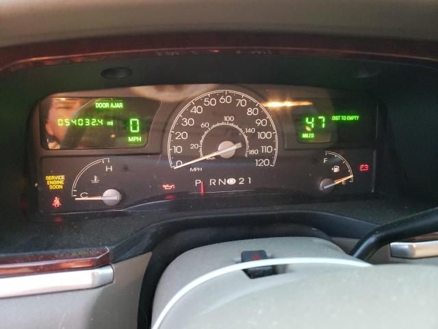 Photo 9 from auction – 2004 LINCOLN TOWN CAR U with VIN 1LNHM83W94Y640362