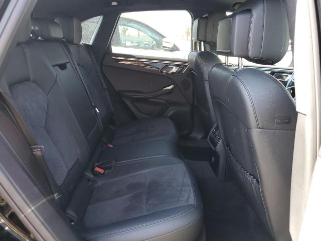 Photo 10 from auction – 2018 PORSCHE MACAN with VIN WP1AA2A59JLB10082