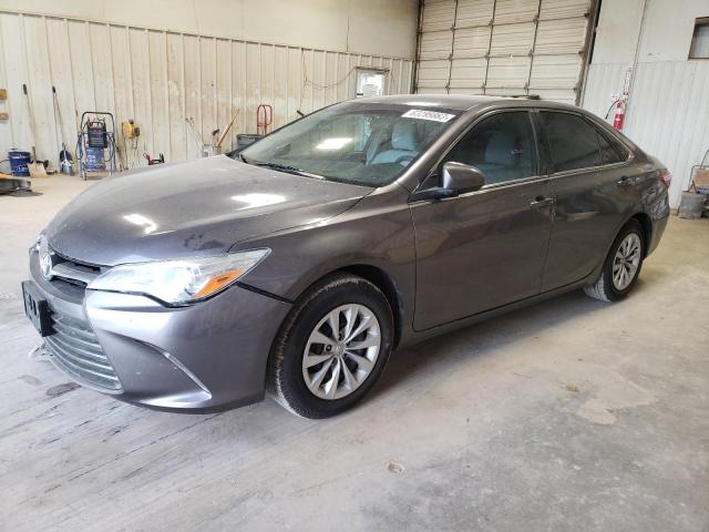 TOYOTA CAMRY LE 2016 с VIN 4T4BF1FK9GR577152 - Снимка от търг