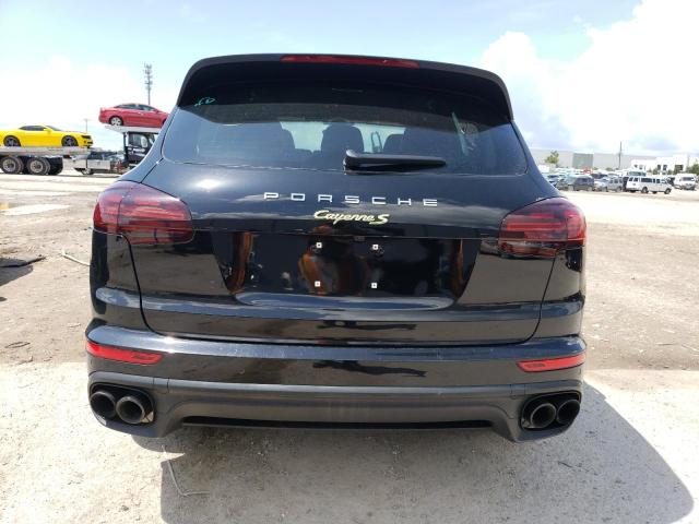 Photo 6 from auction – 2017 PORSCHE CAYENNE SE with VIN WP1AE2A25HLA69163
