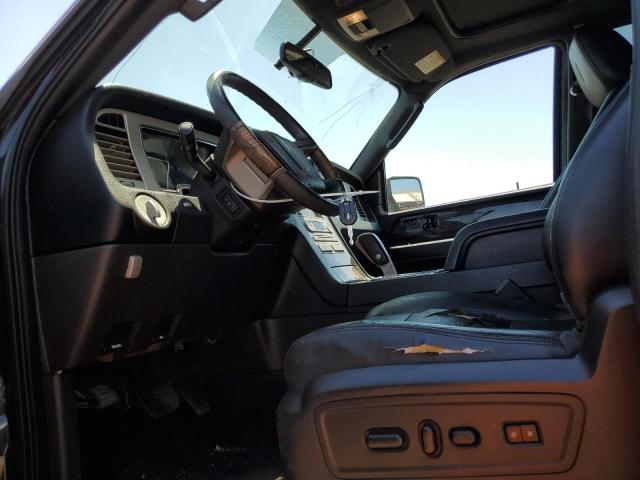 Photo 7 from auction – 2010 LINCOLN NAVIGATOR with VIN 5LMJJ2H54AEJ10060