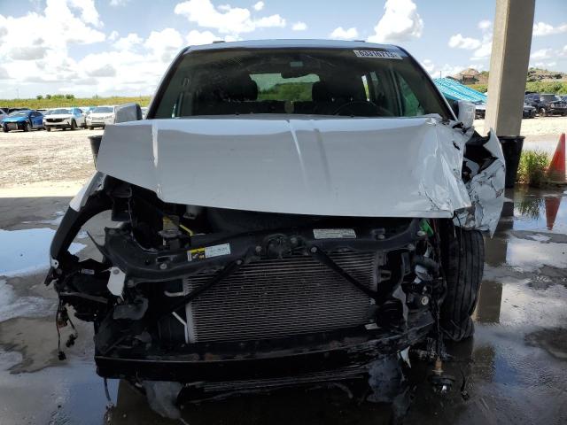 Photo 5 from auction – 2013 CHRYSLER TOWN & COU with VIN 2C4RC1BG5DR816454