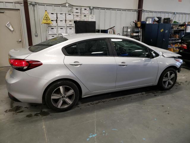 Photo 3 from auction – 2018 KIA FORTE LX with VIN 3KPFL4A76JE260853