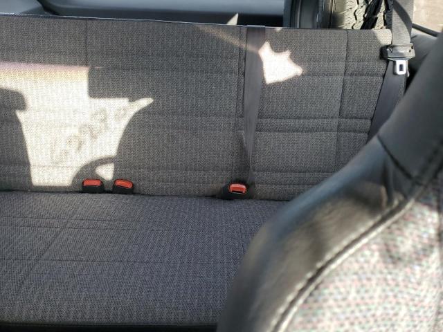 Photo 10 from auction – 2001 JEEP CHEROKEE S with VIN 1J4FF48S71L613040