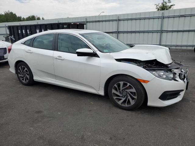 Photo 4 from auction – 2018 HONDA CIVIC EX with VIN 19XFC2F76JE205445
