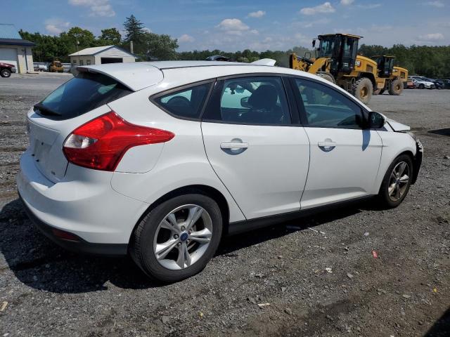 Foto 3 de la subasta – 2014 FORD FOCUS SE con VIN 1FADP3K23EL379908
