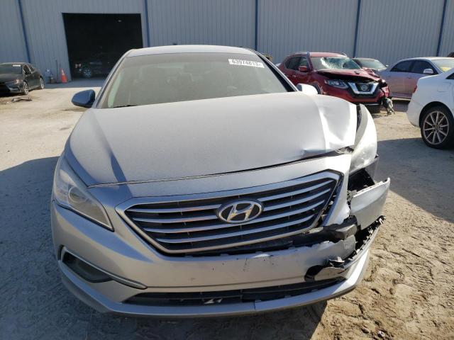 Photo 5 from auction – 2017 HYUNDAI SONATA SE with VIN 5NPE24AF5HH504455