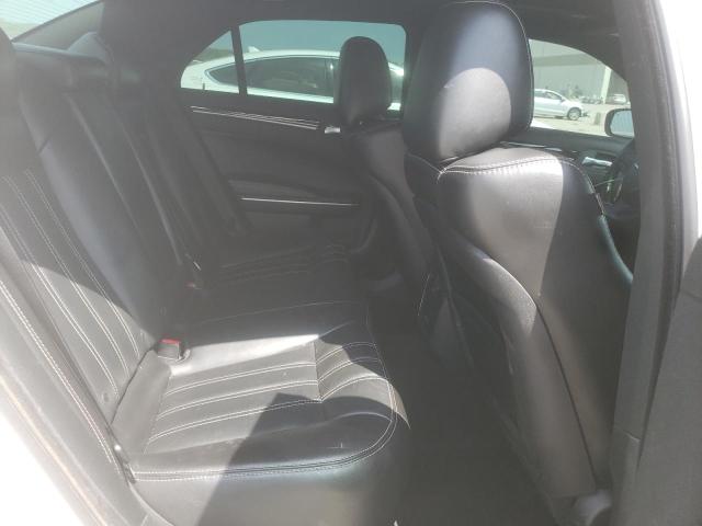 Photo 10 from auction – 2019 CHRYSLER 300 S with VIN 2C3CCAGG2KH524184