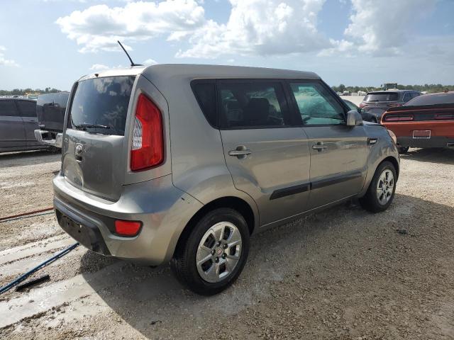 Photo 3 from auction – 2013 KIA SOUL with VIN KNDJT2A51D7579689