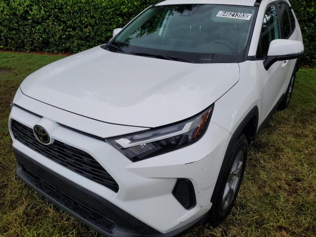 TOYOTA RAV4 XLE 2022 with VIN 2T3W1RFVXNC179845 - Photo from auction