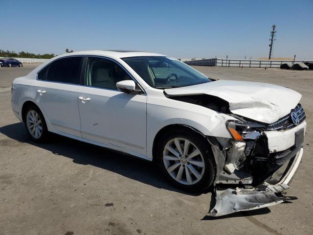Photo 4 from auction – 2012 VOLKSWAGEN PASSAT SEL with VIN 1VWCP7A31CC063232