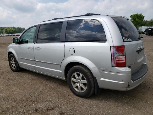 Photo 2 from auction – 2010 CHRYSLER TOWN & COU with VIN 2A4RR5D19AR310050
