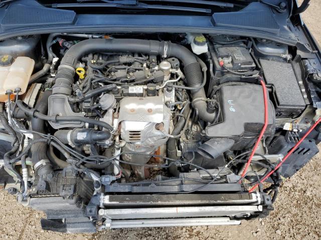 Photo 11 from auction – 2017 FORD FOCUS SE with VIN 1FADP3FE4HL270463