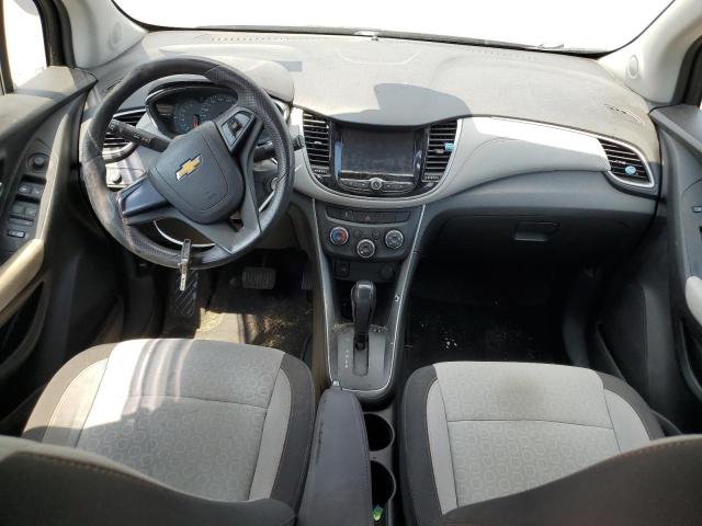 Photo 8 from auction – 2017 CHEVROLET TRAX LS with VIN KL7CJNSB2HB087225