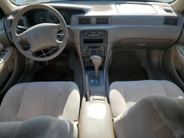 Photo 8 from auction – 1998 TOYOTA CAMRY with VIN 4T1BG22K1WU388917