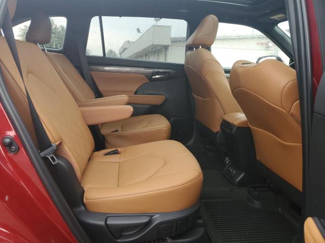 Photo 11 from auction – 2023 TOYOTA HIGHLANDER with VIN 5TDEBRCH0PS110138