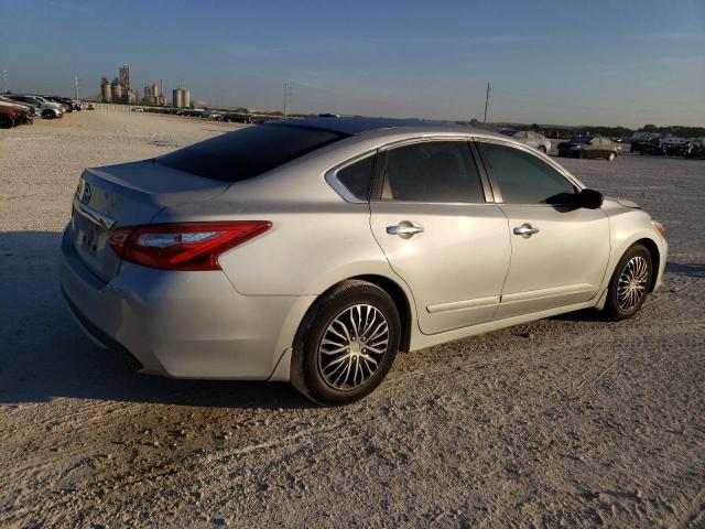 Photo 3 from auction – 2017 NISSAN ALTIMA 2.5 with VIN 1N4AL3AP2HN329943