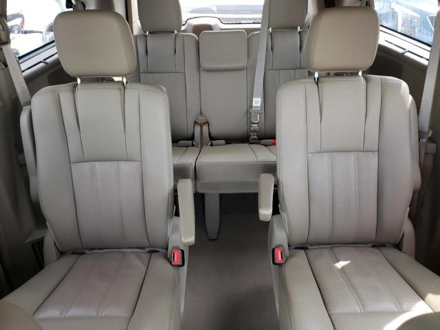 Photo 10 from auction – 2015 CHRYSLER TOWN & COU with VIN 2C4RC1CG3FR726706