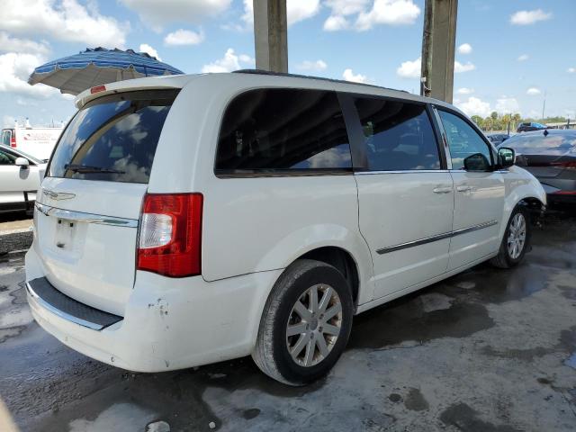 Photo 3 from auction – 2013 CHRYSLER TOWN & COU with VIN 2C4RC1BG5DR816454