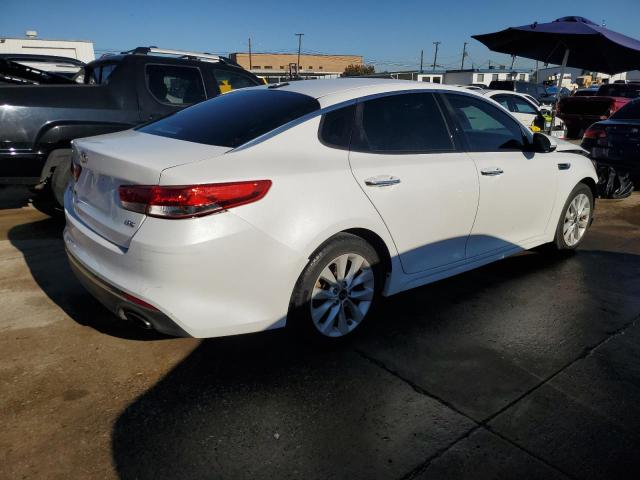 Photo 3 from auction – 2016 KIA OPTIMA EX with VIN 5XXGU4L32GG074593