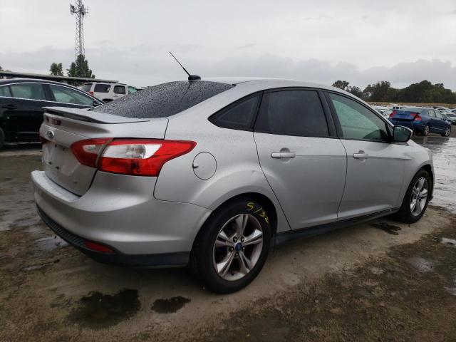 Photo 3 from auction – 2012 FORD FOCUS SE with VIN 1FAHP3F2XCL250945