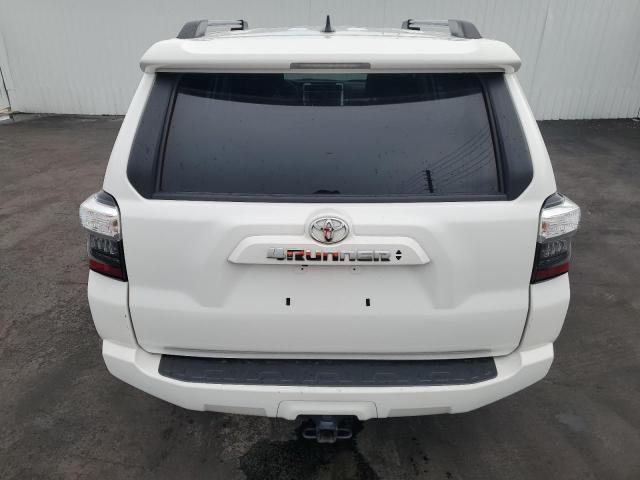 Photo 6 from auction – 2022 TOYOTA 4RUNNER SR with VIN JTEEU5JR6N5259232